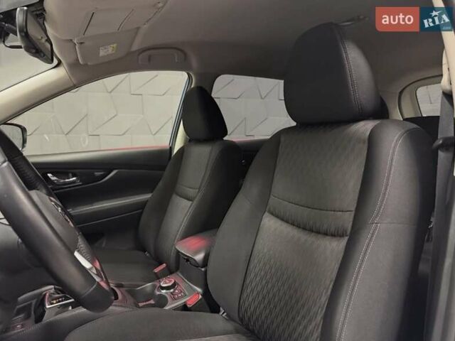 Синий Ниссан ИксТрейл, объемом двигателя 2 л и пробегом 78 тыс. км за 19000 $, фото 3 на Automoto.ua