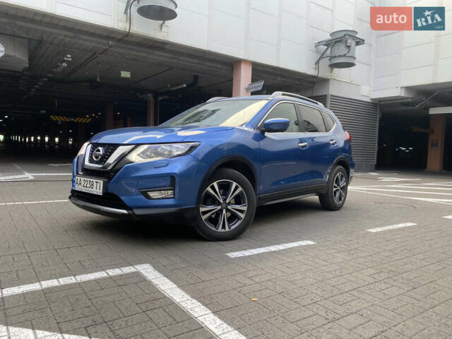 Синий Ниссан ИксТрейл, объемом двигателя 1.6 л и пробегом 84 тыс. км за 17600 $, фото 3 на Automoto.ua
