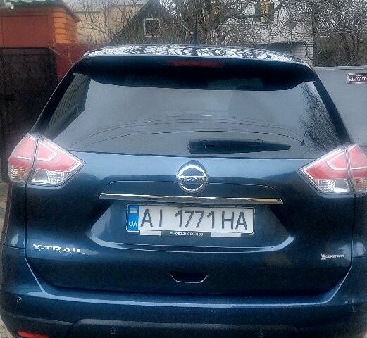 Синий Ниссан ИксТрейл, объемом двигателя 1.6 л и пробегом 185 тыс. км за 344 $, фото 1 на Automoto.ua