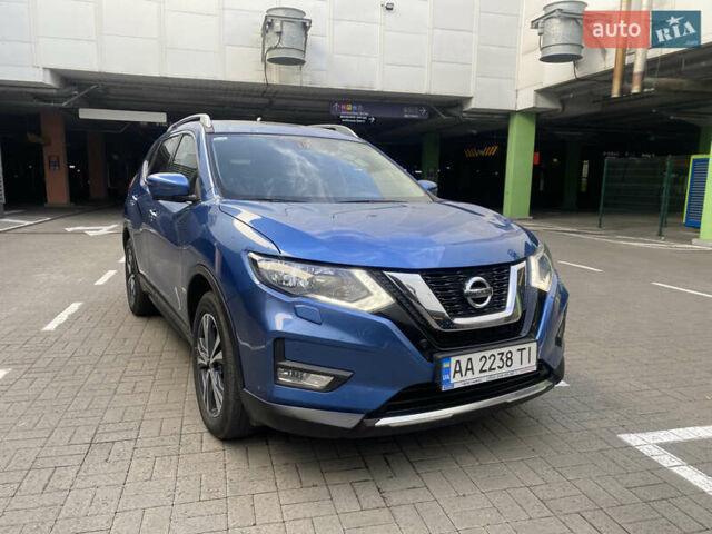 Синий Ниссан ИксТрейл, объемом двигателя 1.6 л и пробегом 84 тыс. км за 17600 $, фото 5 на Automoto.ua