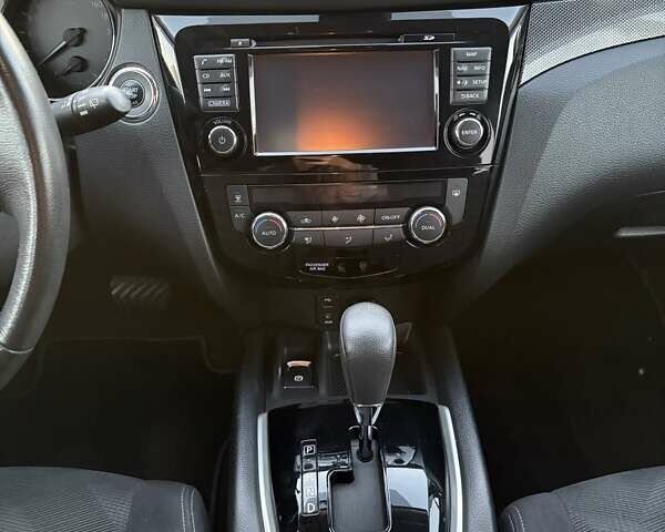 Синий Ниссан ИксТрейл, объемом двигателя 1.6 л и пробегом 145 тыс. км за 18500 $, фото 22 на Automoto.ua