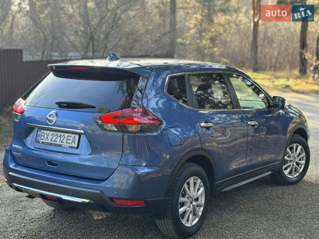 Синий Ниссан ИксТрейл, объемом двигателя 2 л и пробегом 87 тыс. км за 18900 $, фото 5 на Automoto.ua