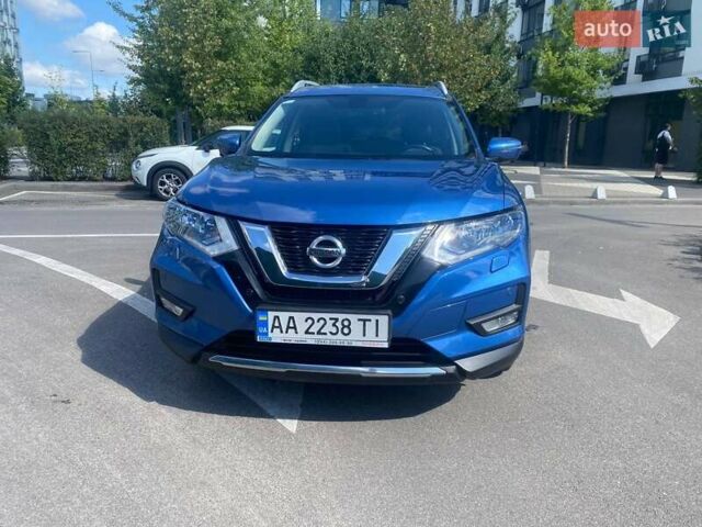 Синій Ніссан ІксТрейл, об'ємом двигуна 1.6 л та пробігом 83 тис. км за 17900 $, фото 2 на Automoto.ua