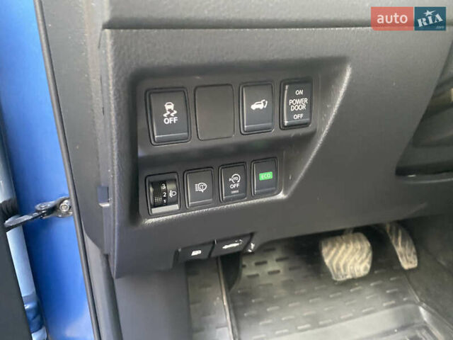 Синий Ниссан ИксТрейл, объемом двигателя 1.6 л и пробегом 84 тыс. км за 17600 $, фото 23 на Automoto.ua