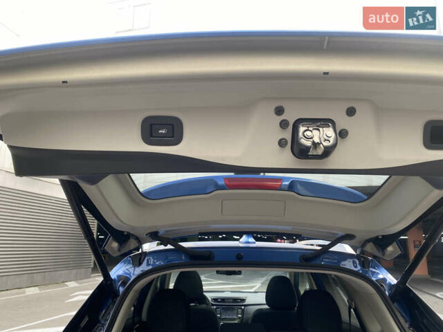 Синий Ниссан ИксТрейл, объемом двигателя 1.6 л и пробегом 84 тыс. км за 17600 $, фото 17 на Automoto.ua