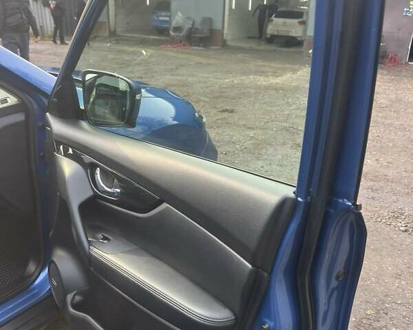 Синій Ніссан ІксТрейл, об'ємом двигуна 1.6 л та пробігом 137 тис. км за 20000 $, фото 12 на Automoto.ua