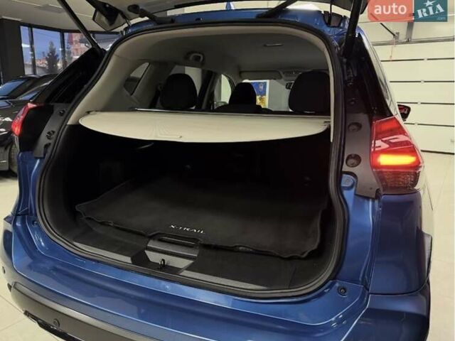 Синий Ниссан ИксТрейл, объемом двигателя 2 л и пробегом 78 тыс. км за 19000 $, фото 13 на Automoto.ua