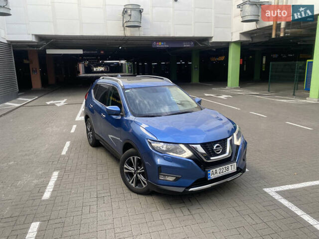 Синий Ниссан ИксТрейл, объемом двигателя 1.6 л и пробегом 84 тыс. км за 17600 $, фото 4 на Automoto.ua