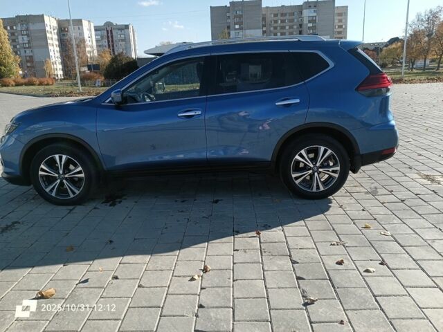 Синий Ниссан ИксТрейл, объемом двигателя 2.5 л и пробегом 93 тыс. км за 17999 $, фото 4 на Automoto.ua