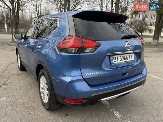 Синий Ниссан ИксТрейл, объемом двигателя 1.6 л и пробегом 118 тыс. км за 17700 $, фото 6 на Automoto.ua