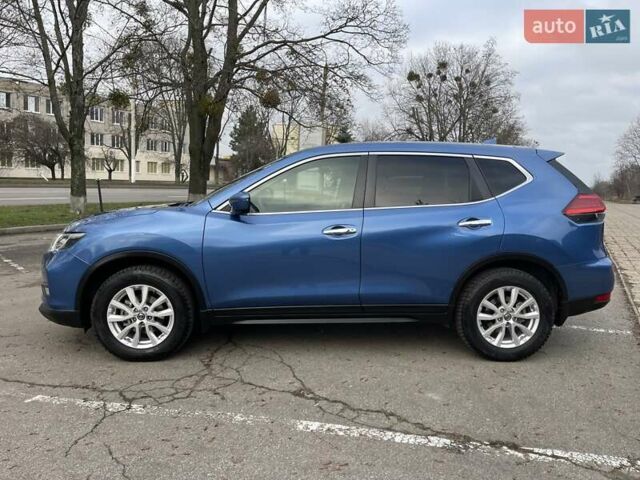 Синий Ниссан ИксТрейл, объемом двигателя 1.6 л и пробегом 118 тыс. км за 17700 $, фото 3 на Automoto.ua