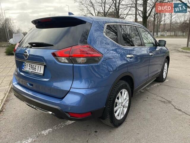Синий Ниссан ИксТрейл, объемом двигателя 1.6 л и пробегом 118 тыс. км за 17700 $, фото 9 на Automoto.ua