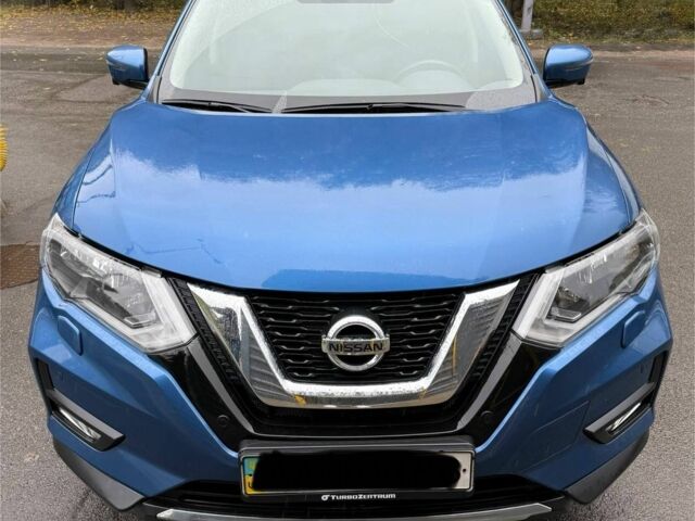 Синий Ниссан ИксТрейл, объемом двигателя 1.6 л и пробегом 112 тыс. км за 23000 $, фото 1 на Automoto.ua