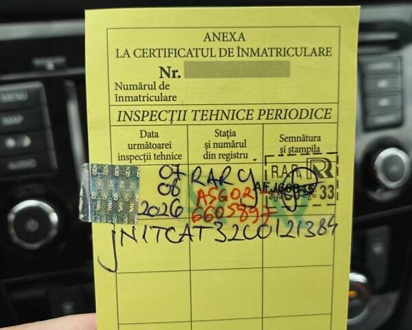 Синий Ниссан ИксТрейл, объемом двигателя 1.6 л и пробегом 87 тыс. км за 19500 $, фото 13 на Automoto.ua