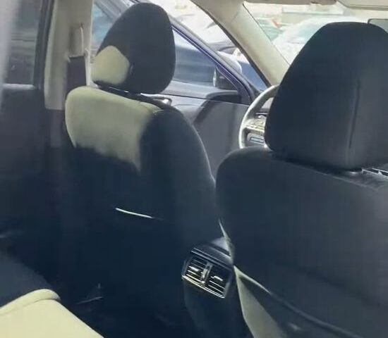 Синій Ніссан ІксТрейл, об'ємом двигуна 2.5 л та пробігом 183 тис. км за 15500 $, фото 4 на Automoto.ua