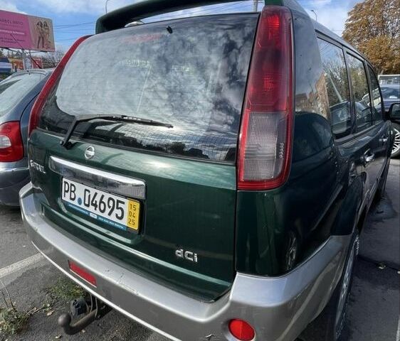 Зеленый Ниссан ИксТрейл, объемом двигателя 2.2 л и пробегом 270 тыс. км за 3400 $, фото 9 на Automoto.ua