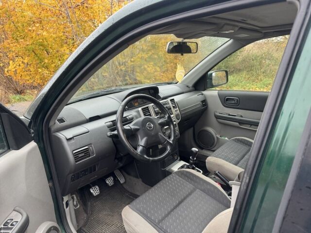 Зеленый Ниссан ИксТрейл, объемом двигателя 2.2 л и пробегом 270 тыс. км за 3400 $, фото 3 на Automoto.ua