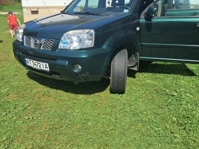 Зеленый Ниссан ИксТрейл, объемом двигателя 2.2 л и пробегом 260 тыс. км за 3500 $, фото 3 на Automoto.ua