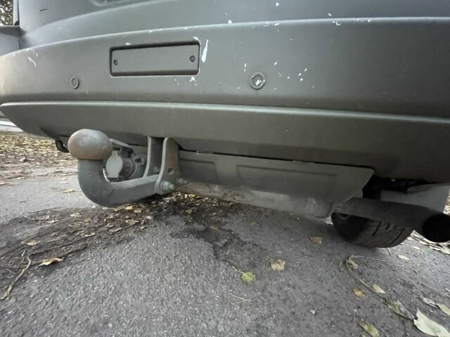 Зеленый Ниссан ИксТрейл, объемом двигателя 2.2 л и пробегом 250 тыс. км за 3800 $, фото 5 на Automoto.ua