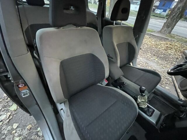 Зеленый Ниссан ИксТрейл, объемом двигателя 2.2 л и пробегом 250 тыс. км за 3800 $, фото 13 на Automoto.ua