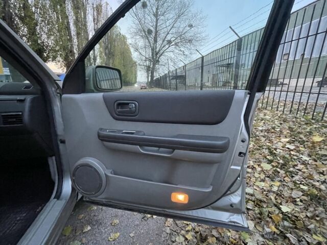 Зеленый Ниссан ИксТрейл, объемом двигателя 2.2 л и пробегом 250 тыс. км за 3800 $, фото 18 на Automoto.ua