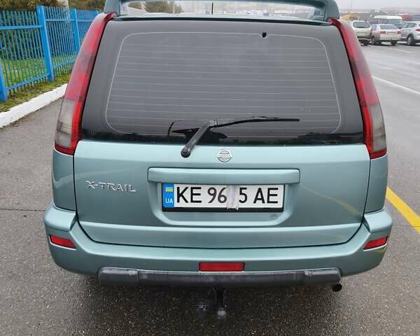 Зелений Ніссан ІксТрейл, об'ємом двигуна 2.18 л та пробігом 372 тис. км за 6100 $, фото 2 на Automoto.ua