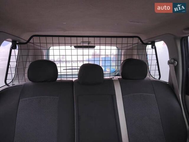 Зелений Ніссан ІксТрейл, об'ємом двигуна 2.18 л та пробігом 372 тис. км за 6100 $, фото 11 на Automoto.ua