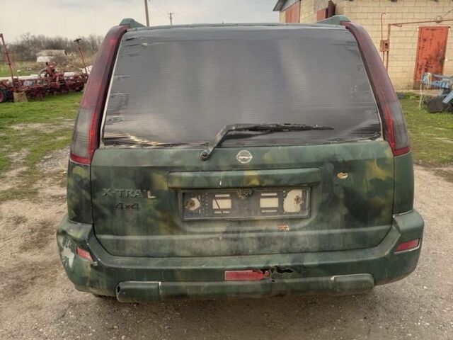Зеленый Ниссан ИксТрейл, объемом двигателя 2.2 л и пробегом 10 тыс. км за 1674 $, фото 4 на Automoto.ua