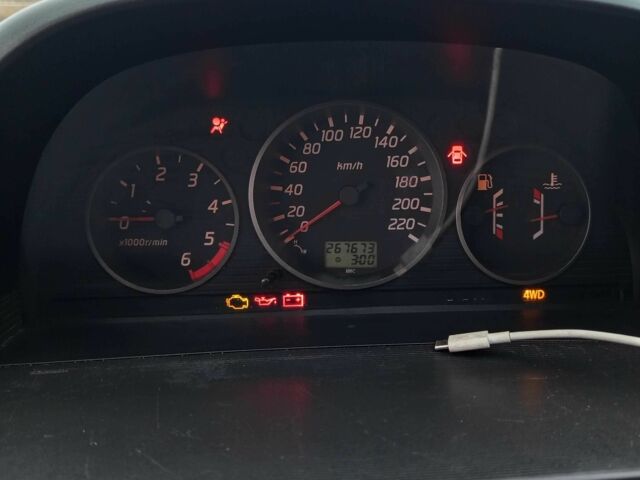 Зеленый Ниссан ИксТрейл, объемом двигателя 2.2 л и пробегом 267 тыс. км за 2951 $, фото 10 на Automoto.ua