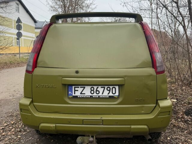 Зеленый Ниссан ИксТрейл, объемом двигателя 2 л и пробегом 280 тыс. км за 1700 $, фото 2 на Automoto.ua