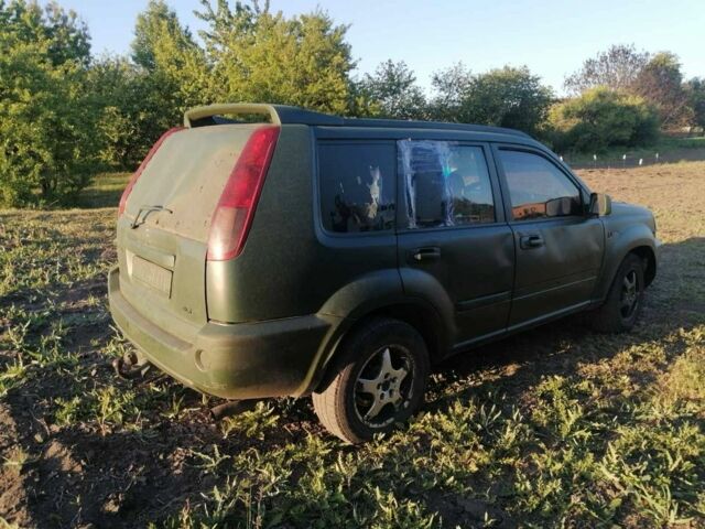 Зелений Ніссан ІксТрейл, об'ємом двигуна 0 л та пробігом 100 тис. км за 2900 $, фото 2 на Automoto.ua