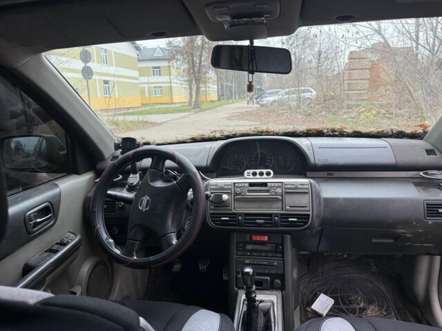 Зеленый Ниссан ИксТрейл, объемом двигателя 2 л и пробегом 280 тыс. км за 1700 $, фото 9 на Automoto.ua