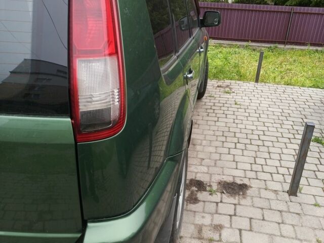 Зеленый Ниссан ИксТрейл, объемом двигателя 2 л и пробегом 350 тыс. км за 4400 $, фото 5 на Automoto.ua