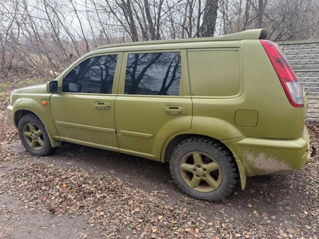 Зеленый Ниссан ИксТрейл, объемом двигателя 2 л и пробегом 280 тыс. км за 1700 $, фото 6 на Automoto.ua