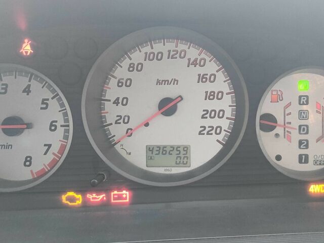 Зелений Ніссан ІксТрейл, об'ємом двигуна 2 л та пробігом 442 тис. км за 5304 $, фото 5 на Automoto.ua