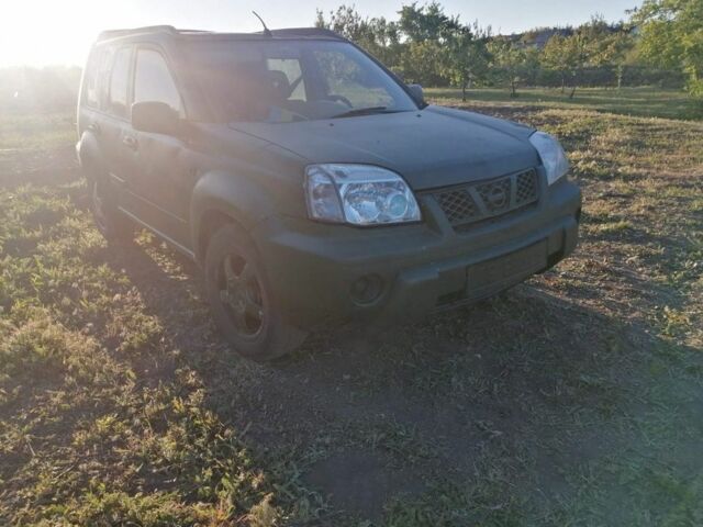 Зелений Ніссан ІксТрейл, об'ємом двигуна 0 л та пробігом 100 тис. км за 2900 $, фото 1 на Automoto.ua