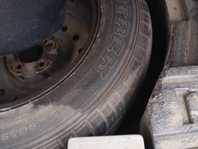 Зеленый Ниссан ИксТрейл, объемом двигателя 2.2 л и пробегом 267 тыс. км за 2951 $, фото 13 на Automoto.ua