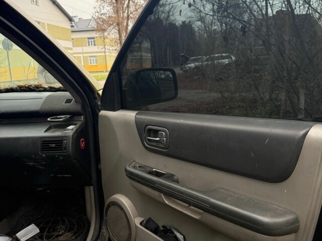 Зеленый Ниссан ИксТрейл, объемом двигателя 2 л и пробегом 280 тыс. км за 1700 $, фото 10 на Automoto.ua