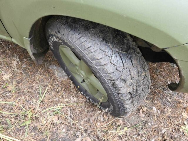 Зеленый Ниссан ИксТрейл, объемом двигателя 2.2 л и пробегом 236 тыс. км за 3096 $, фото 3 на Automoto.ua