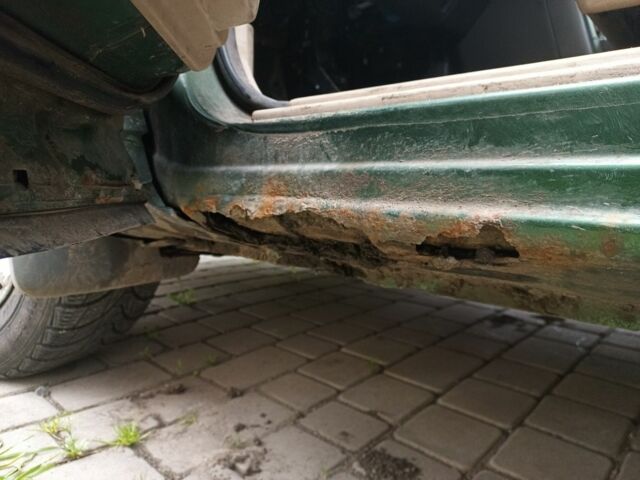 Зеленый Ниссан ИксТрейл, объемом двигателя 2 л и пробегом 350 тыс. км за 4400 $, фото 4 на Automoto.ua