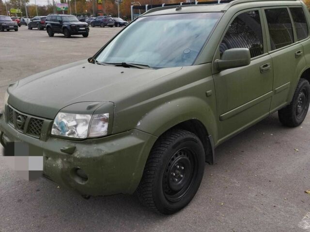 Зеленый Ниссан ИксТрейл, объемом двигателя 2.2 л и пробегом 250 тыс. км за 3900 $, фото 5 на Automoto.ua