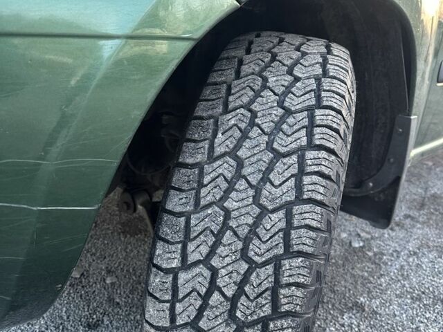 Зеленый Ниссан ИксТрейл, объемом двигателя 2.2 л и пробегом 222 тыс. км за 3350 $, фото 8 на Automoto.ua