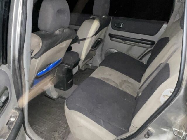 Зелений Ніссан ІксТрейл, об'ємом двигуна 2.2 л та пробігом 400 тис. км за 3000 $, фото 5 на Automoto.ua