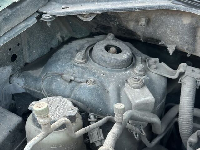 Зеленый Ниссан ИксТрейл, объемом двигателя 2.2 л и пробегом 222 тыс. км за 3350 $, фото 16 на Automoto.ua