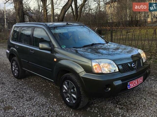 Зеленый Ниссан ИксТрейл, объемом двигателя 2 л и пробегом 145 тыс. км за 7250 $, фото 7 на Automoto.ua