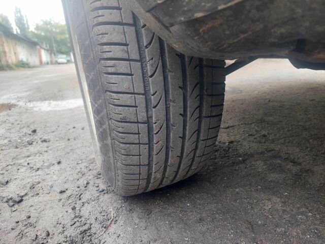 Зеленый Ниссан ИксТрейл, объемом двигателя 2 л и пробегом 300 тыс. км за 2450 $, фото 6 на Automoto.ua