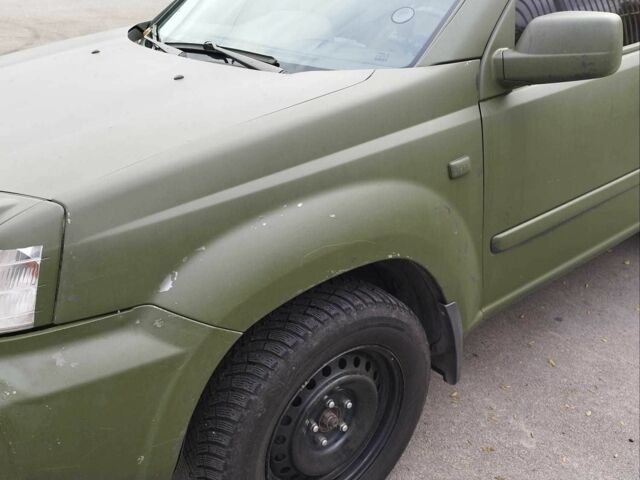 Зеленый Ниссан ИксТрейл, объемом двигателя 2.2 л и пробегом 250 тыс. км за 3900 $, фото 10 на Automoto.ua