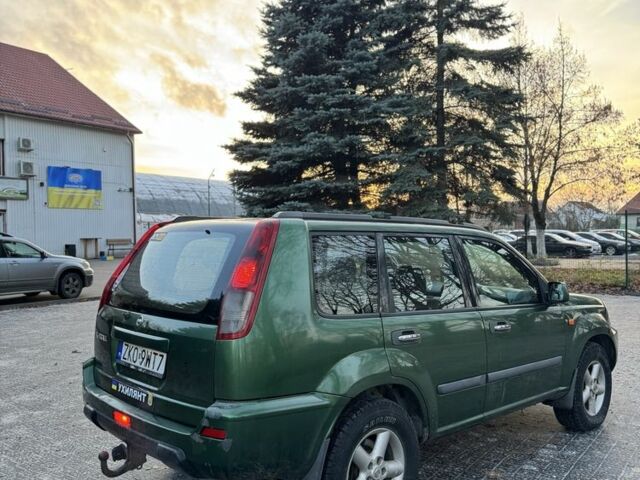 Зеленый Ниссан ИксТрейл, объемом двигателя 2.2 л и пробегом 222 тыс. км за 3350 $, фото 4 на Automoto.ua