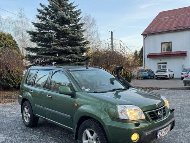 Зеленый Ниссан ИксТрейл, объемом двигателя 2.2 л и пробегом 222 тыс. км за 3350 $, фото 3 на Automoto.ua