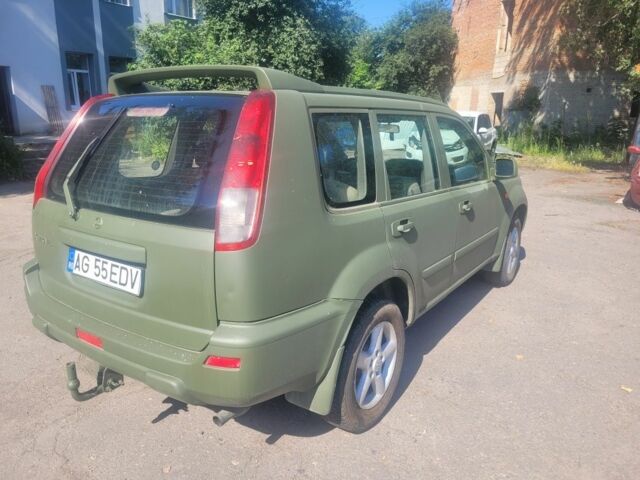 Зеленый Ниссан ИксТрейл, объемом двигателя 2 л и пробегом 230 тыс. км за 3350 $, фото 6 на Automoto.ua